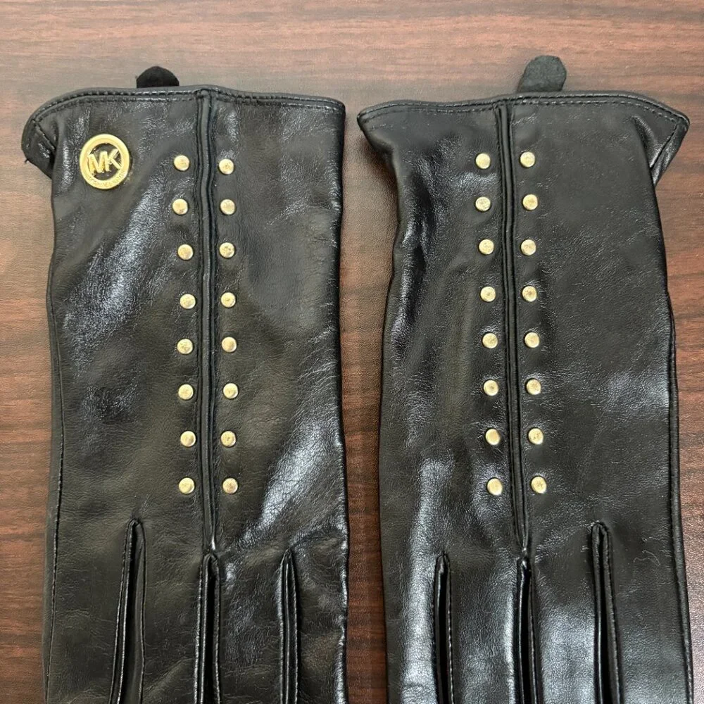 MICHAEL Michael Kors Women's Leather Astor Studded Gloves Black Size L